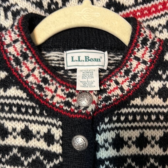 L.L. Bean Black and White Patterned women’s cardigan - Picture 3 of 7